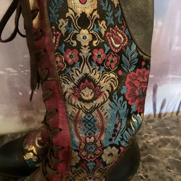 Gifted. Knee High Leather Boots - Picture 4 of 11